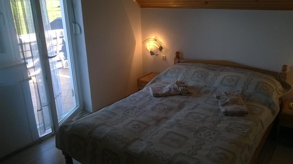 Rooms Josip Korenica Exteriér fotografie